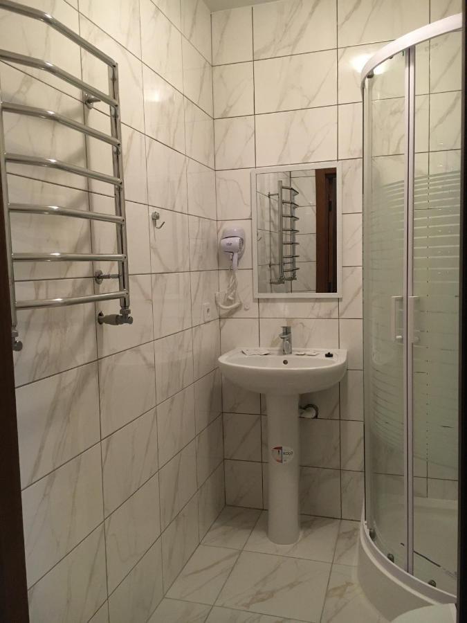 Hotel Rover Львов Экстерьер фото