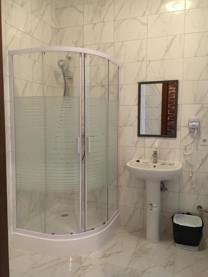 Hotel Rover Львов Экстерьер фото