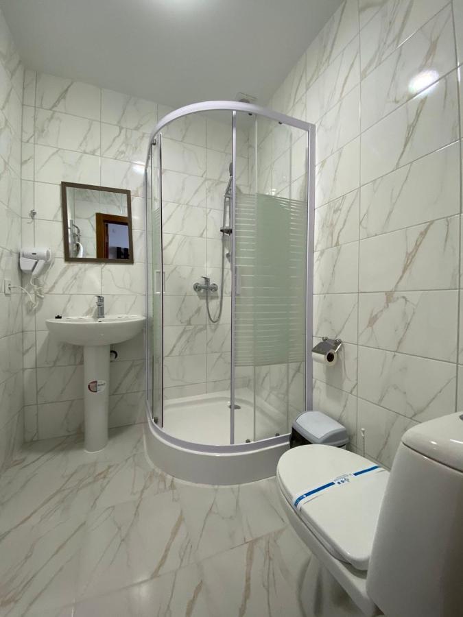 Hotel Rover Львов Экстерьер фото